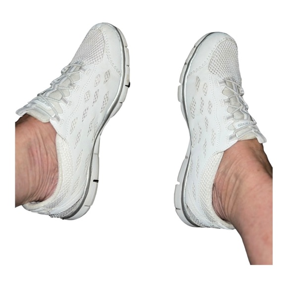 Skechers white sneakers - Picture 6 of 7